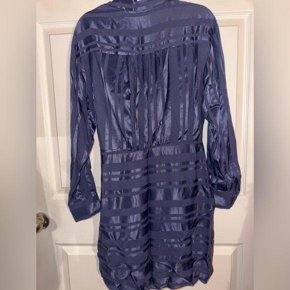 NWT MILLY women’s navy Jordan striped satin faux wrap dress L office formal - Picture 3 of 16
